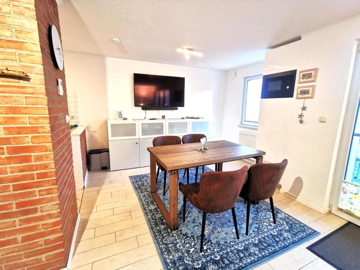 Ferienhaeuschen Kuestenwald Bei Warnemuende, Eigener Garten, Terrasse Mit Strandkorb, 400M Zum Strand Diedrichshagen  Εξωτερικό φωτογραφία